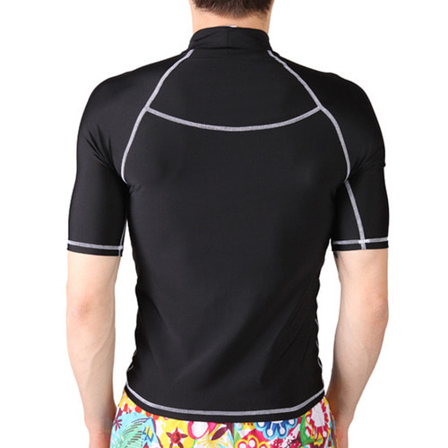 남자래쉬가드 수영복상의 티셔츠 블랙 화이트 M-XL
